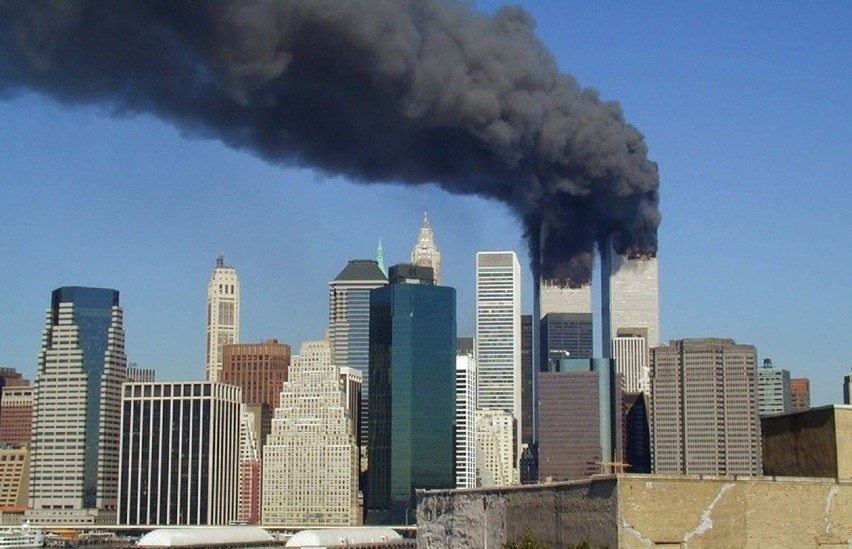 W zamachach z 11 września 2001 roku na Word Trade Center w...
