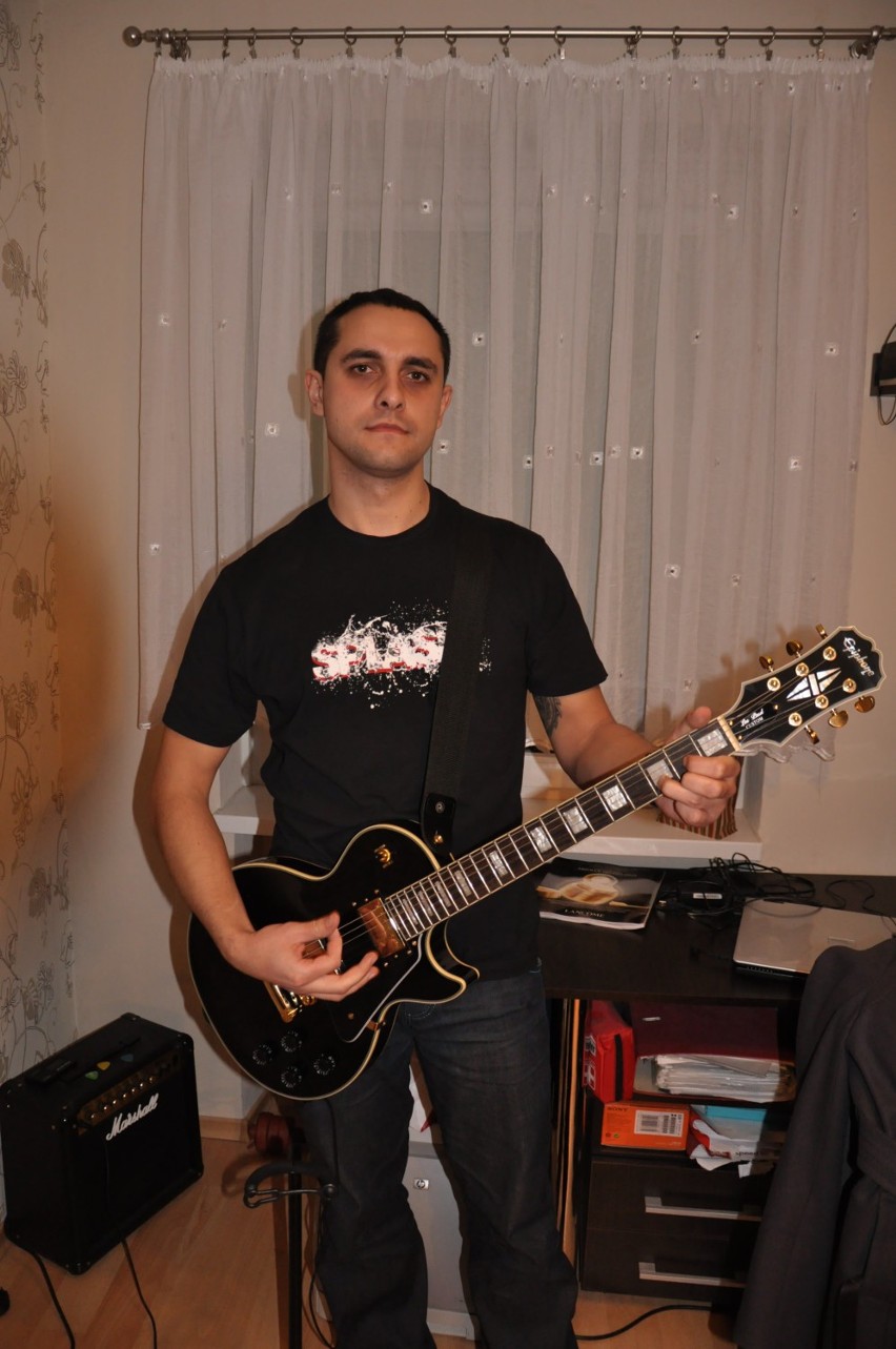 Karol Legumina: urzędnik, który uwielbia grać na gitarze
