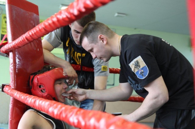 Trenerem Boxing Team Chojnice jest Marcin Gruchała