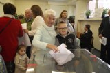 Wybory samorządowe 2018 w Grodzisku Wielkopolskim. Trwa głosowanie [GALERIA ZDJĘĆ]