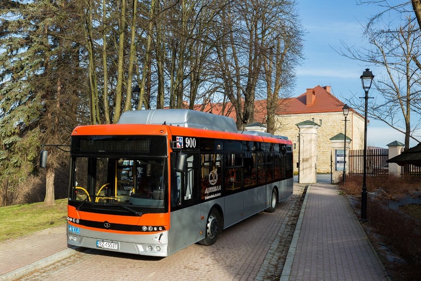 Autosan 12 LF CNG to autobus zasilany sprężonym gazem...