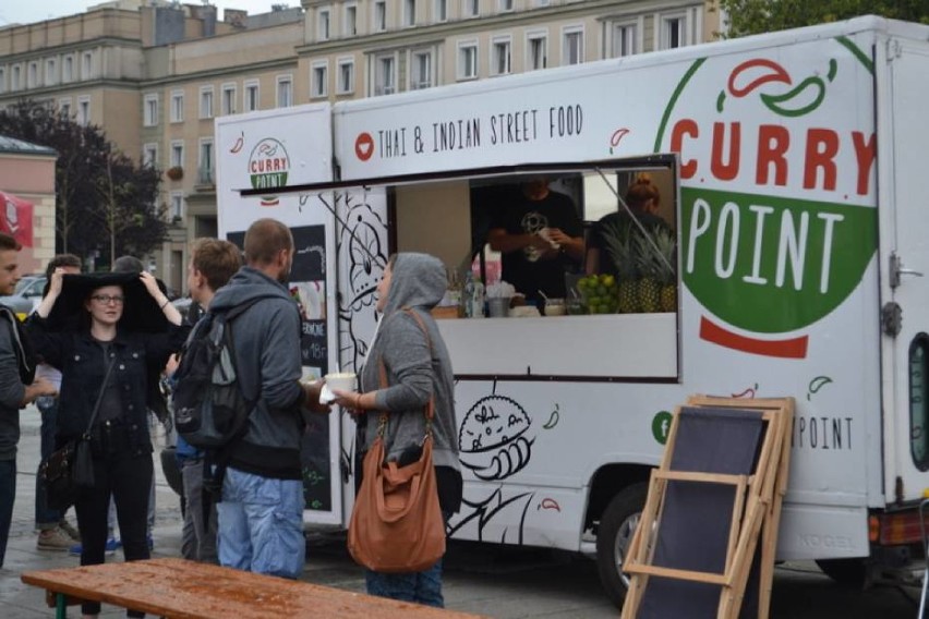 Zloty food trucków cieszą się dużą popularnością w innych miastach