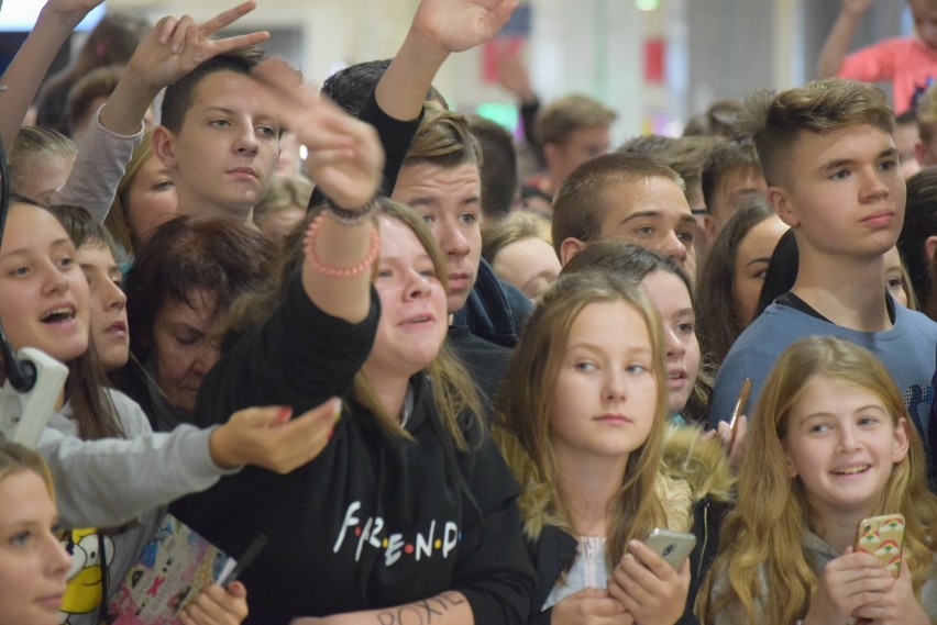 Koncert Roksany Węgiel w Rybnik Plaza zgromadził tłumy...