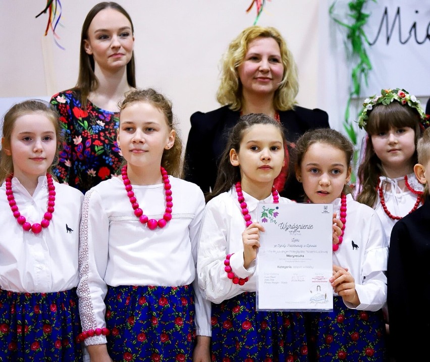 I Międzyszkolny Przegląd Piosenki Ludowej „Maryneczka” odbył się w Kaliszu. ZDJĘCIA