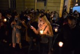 Inowrocław. Inowrocławianie protestowali przeciw wyrokowi Trybunału Konstytucyjnego na miejscowym Rynku. Zobaczcie zdjęcie i video