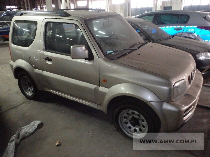 Samochód SUZUKI Jimny 1,3 JX/Club
Ilość:
1
NR...