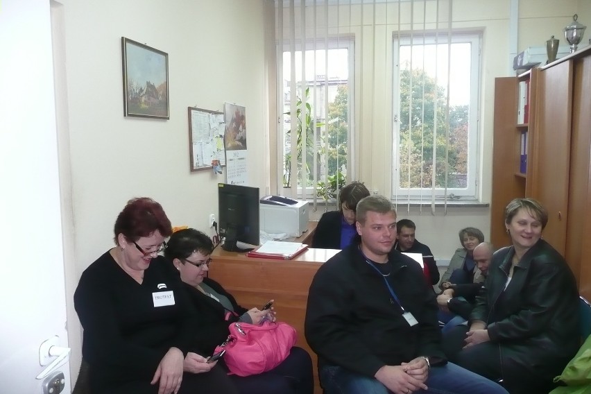 Puławy: W szpitalu trwa okupacja sekretariatu

Pracownicy...