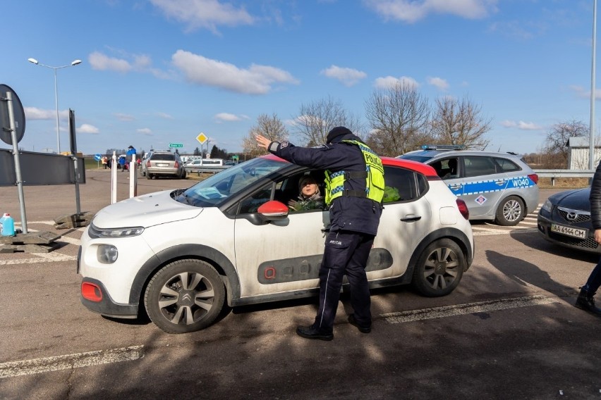 Zachodniopomorscy policjanci pomagają na ukraińskiej granicy