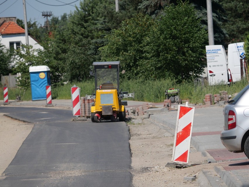 Remont ulicy Antoniewskiej w Skokach. Wznowiono prace. Kiedy ma zakończyć się przebudowa?