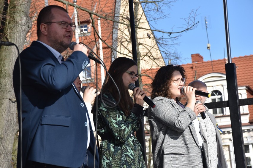 Wokaliści sekcji WDK i filli w Kębłowie zachwycili widzów....