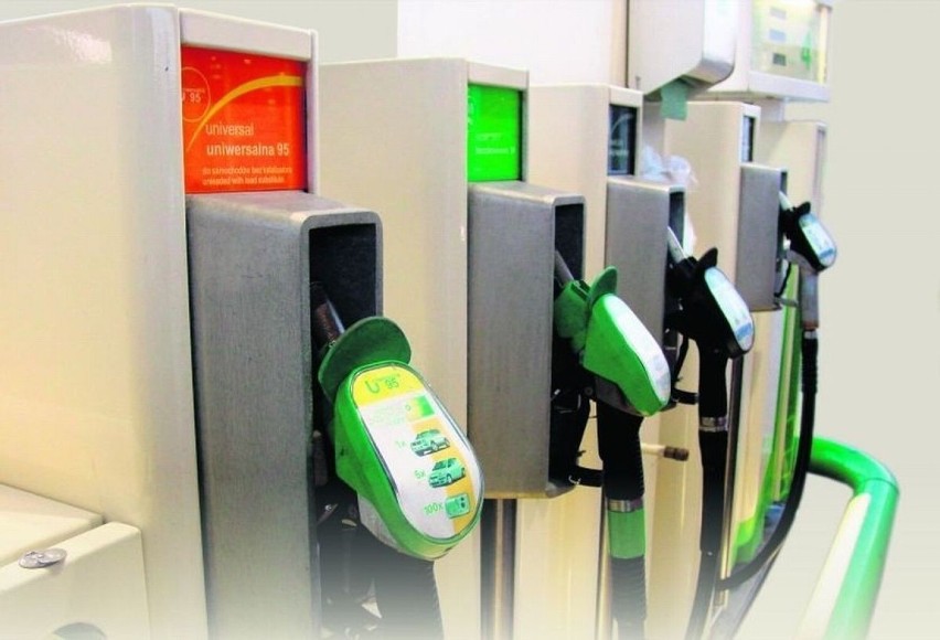 Wakacyjne ceny paliw na stacjach w regionie (25.07.2022).