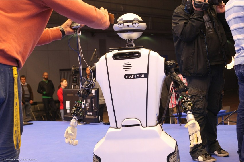 Flash -  robot humanoidalny stworzony na Politechnice...