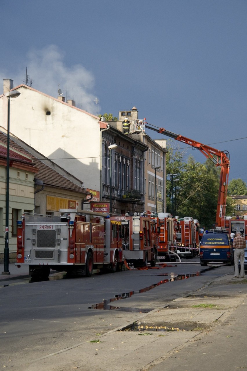 Pożar kamienicy w centrum Nowego Sącza. Fot. Łukasz...