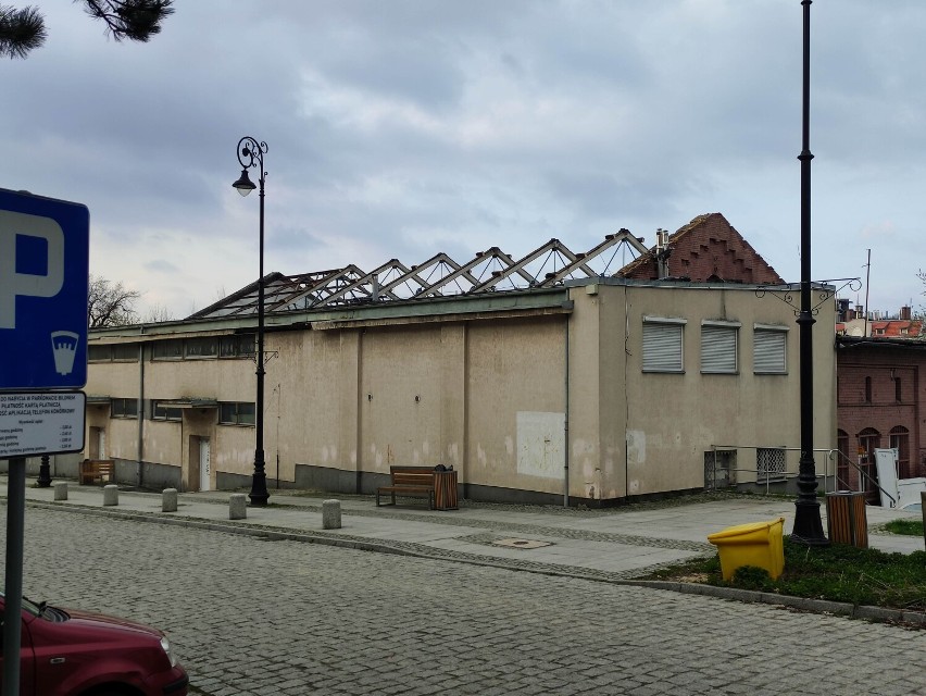 Dawna hala sportowa w centrum Wałbrzycha w przebudowie. Powstaje hala wspinaczkowa! Kiedy uruchomienie? ZDJĘCIA i FILM