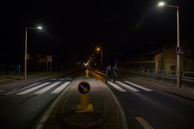 Na przejściach dla pieszych w Bielsku-Białej zostaną postawione dwa słupy oświetleniowe zaopatrzone w nowoczesne oprawy lamp ledowych.