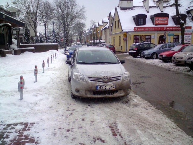 Tak wygląda parkowanie na ul. Modlińskiej w Białymstoku