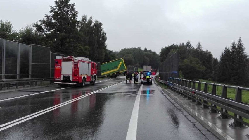 Tragiczny wypadek w Bochni. Nie żyją dwie osoby [ZDJĘCIA, WIDEO]