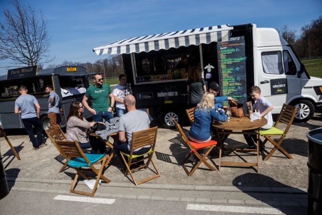 Food Trucki jeżdżą po całej Polsce. Zawitają też do Jeleniej Góry