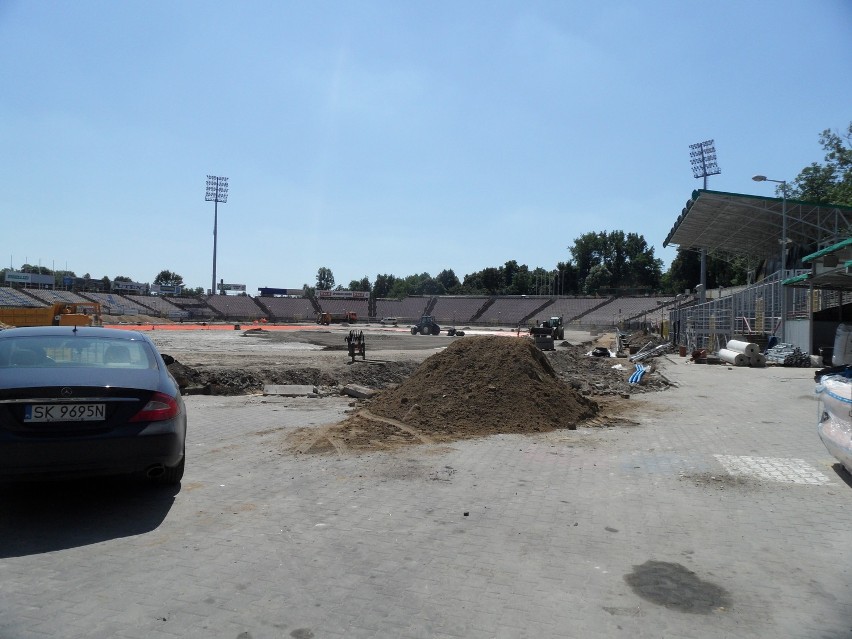 Remont stadionu w Rybniku: Opóźnień na razie nie ma