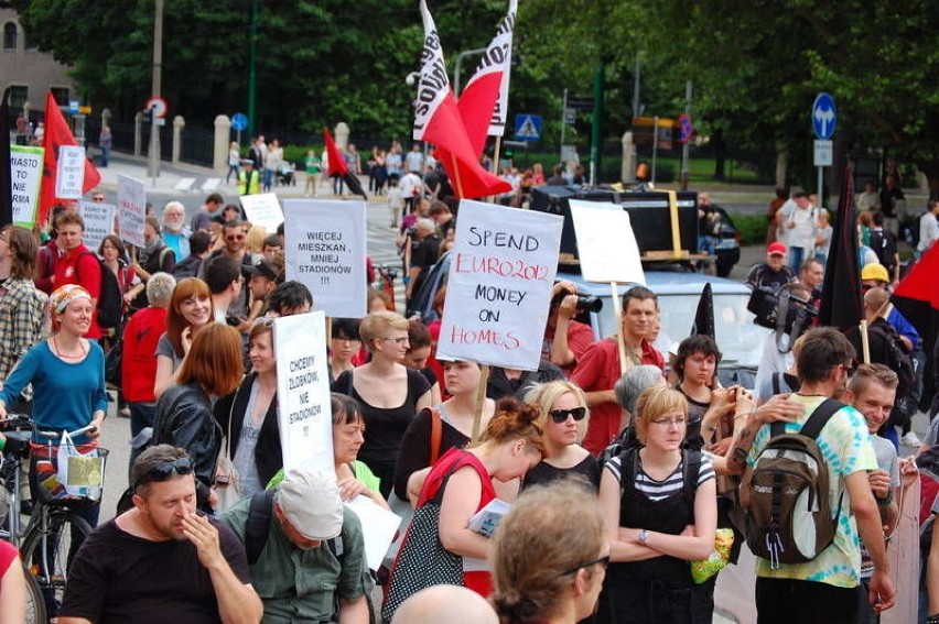 „Chleba zamiast igrzysk” - demonstracja przeciwko Euro w Poznaniu