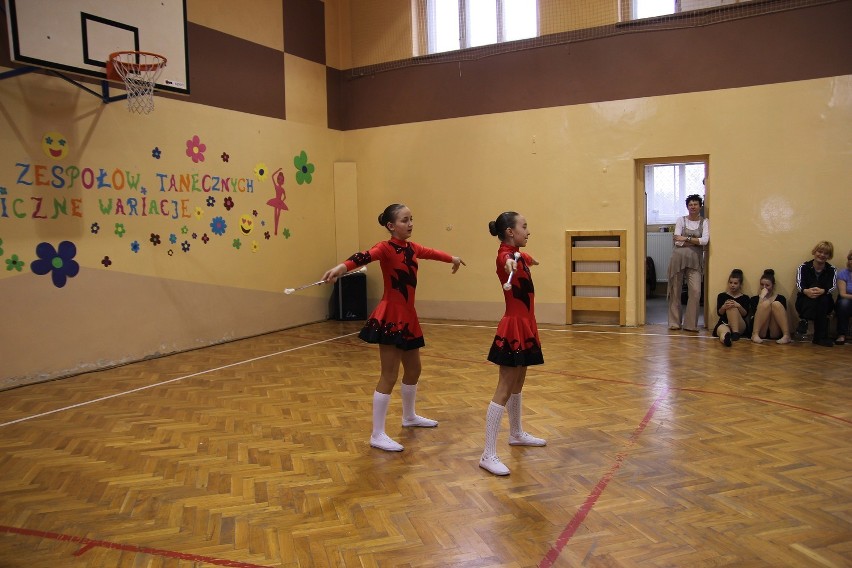 Szkoły Żory: Przegląd taneczny Muzyczne wariacje w I LO w Żorach. Zobacz FOTO
