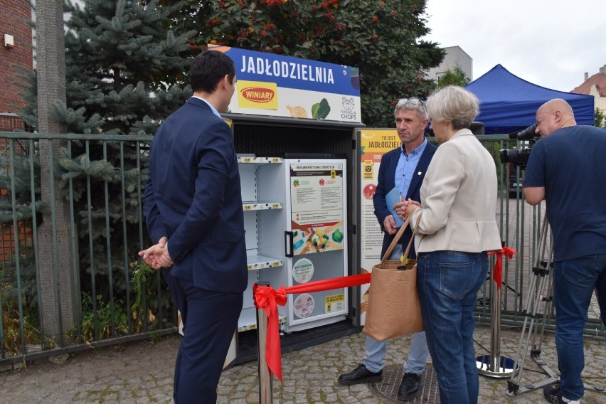 Jadłodzielnia powstała w Kaliszu. Ma pomagać potrzebującym i zapobiegać marnowaniu żywności ZDJĘCIA