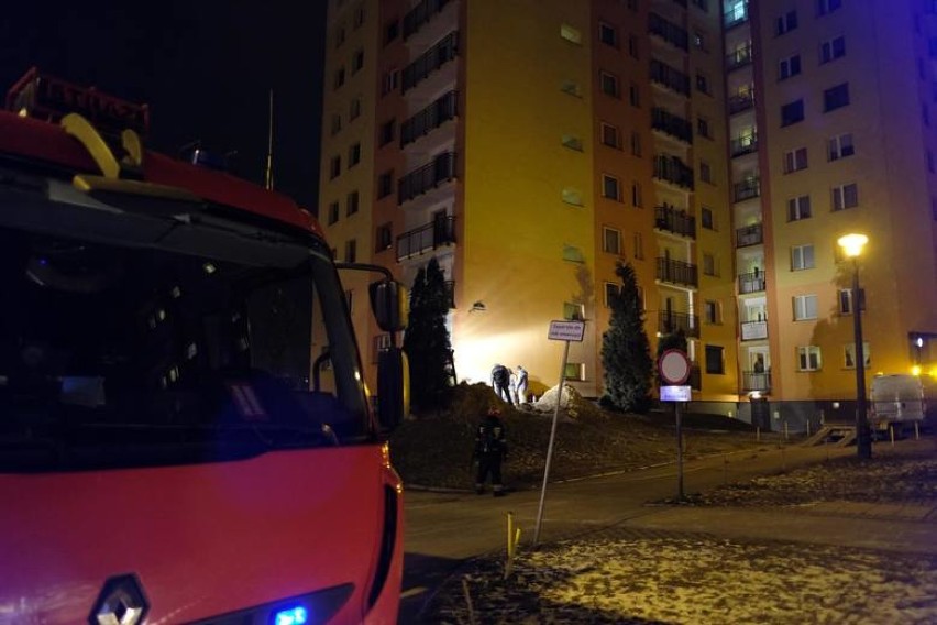 Wybuch gazu w bloku przy ul. Hlonda na Stroszku. Ewakuowano ponad sto osób. Wrócili już do domów