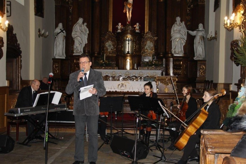 Koncert Iwony Karbowskiej u Ojców Franciszkanów w Wieluniu[Zdjęcia]