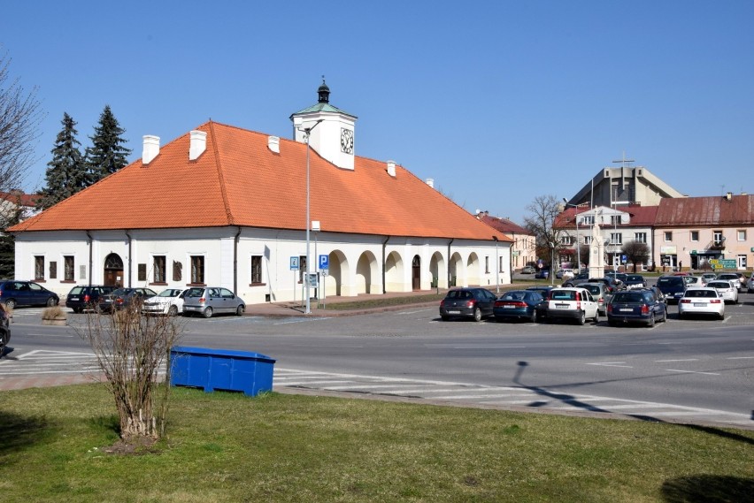 Staszów w czasie pandemii koronawirusa zmienił się nie do...