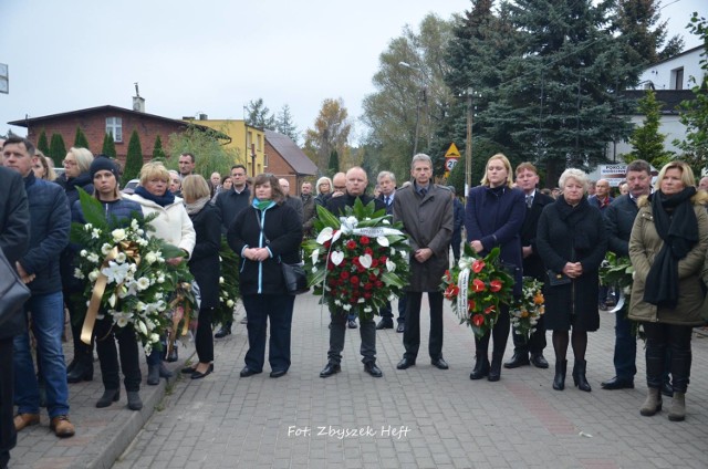 Gmina Krokowa pożegnała swojego wójta Henryka Doeringa, pogrzeb w Białogórze