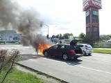 Pożar samochodu przy Sarnim Stoku w Bielsku-Białej [ZDJĘCIA]