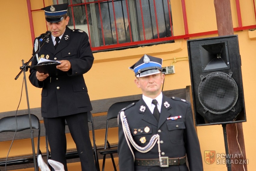 50 lat straży w Bogumiłowie w gminie Sieradz. Jednostka OSP została wyróżniona srebrnym medalem