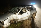 Wypadek w Rzędkowicach: Kierowca wjechał w drzewo