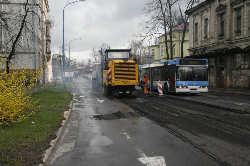 Rozpoczął się remont legnickich ulic (ZDJĘCIA)