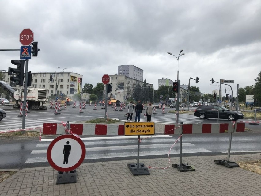 Remont skrzyżowania ulic Warszawskiej i Jesionowej w...