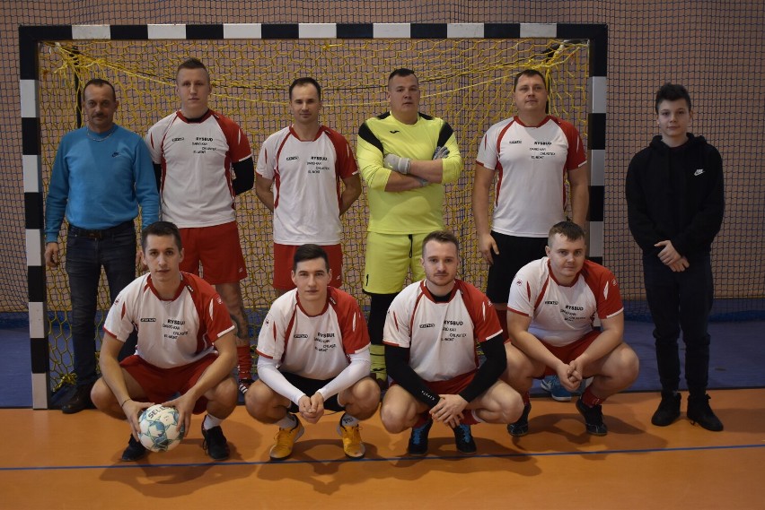 Powiatowy Turniej Halowej Piłki Nożnej Ochotniczych Straży Pożarnych w Gołuchowie
