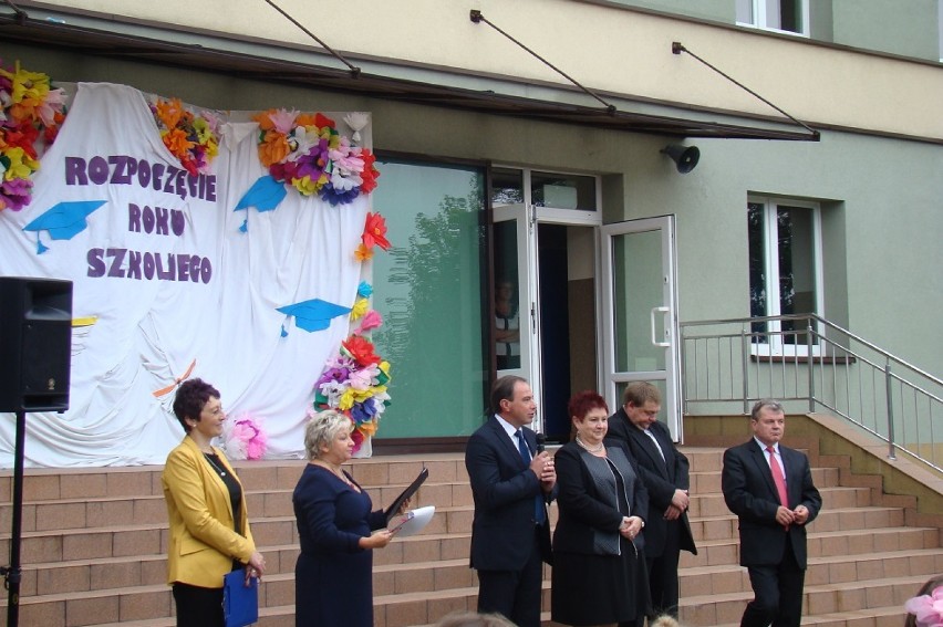 Rozpoczęcie roku szkolnego w Łazach 1 września 2014
