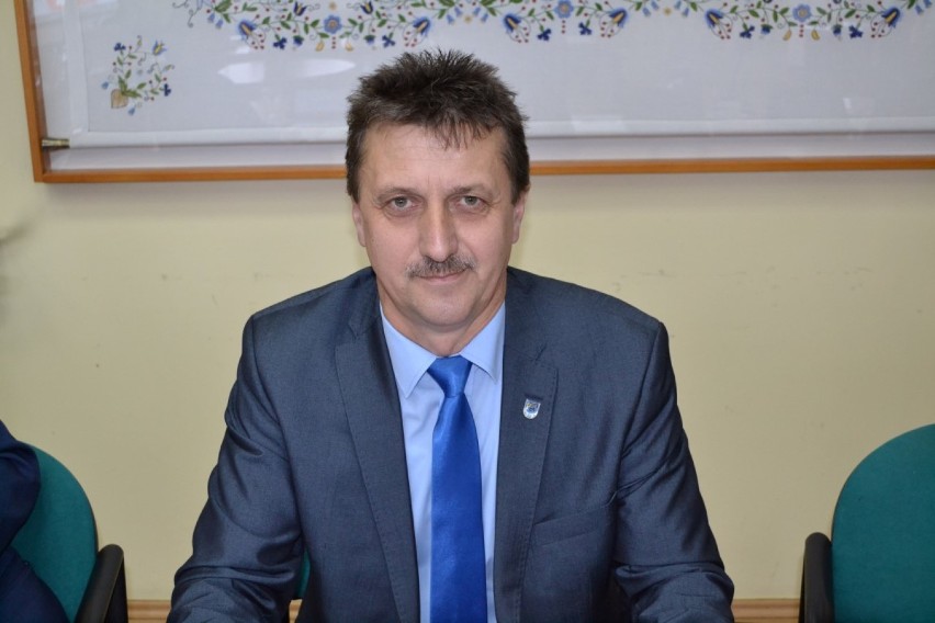 Sesja Rady Miejskiej w Żukowie - Grzegorz Rek pożegnał się z pracą w urzędzie ZDJĘCIA, Wideo