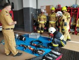Strażacy OSP z powiatu poddębickiego zakończyli szkolenie. Na koniec czekał ich egzamin ZDJĘCIA
