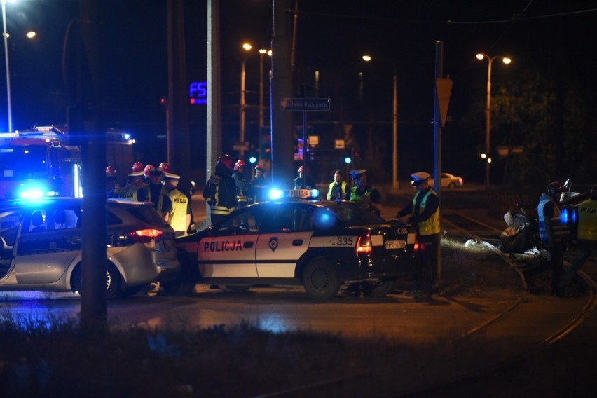 Tragiczny wypadek w Toruniu. Na ulicy Wschodniej samochód...