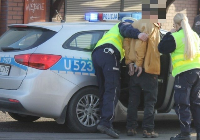 Mężczyźni zostali zatrzymani przez policjantów z Krotoszyna. Grozi im teraz więzienie