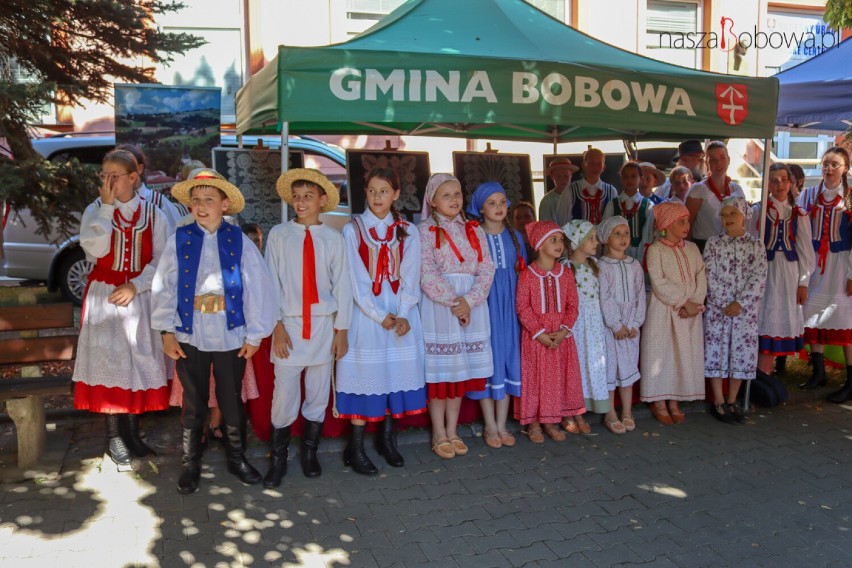Bobowa i Sękowa z kulturą i tradycją na jarmarku w słowackim Stropkowie. Partnerskie gminy spotkały się na Festiwalu Kultury Pogranicza