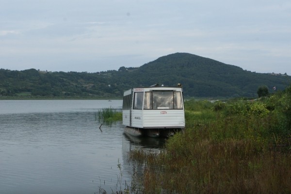 Jezioro Rożnowskie. Hydrokamper
