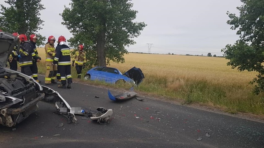 Wypadek na drodze między Legnicą, a Złotoryją [ZDJĘCIA]
