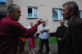 Limanowa: burmistrz wykluczył eksmisję Romów z bloku na Fabrycznej