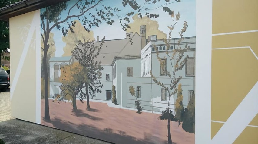 W Świerznej na ścianie świetlicy powstał pierwszy barwny mural