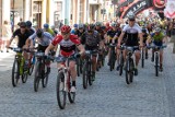 Blisko 700 rowerzystów z całej Polski na maratonie „Twierdza Przemyśl 2018”. Do pokonania było nawet 75 km [FOTO, WIDEO]