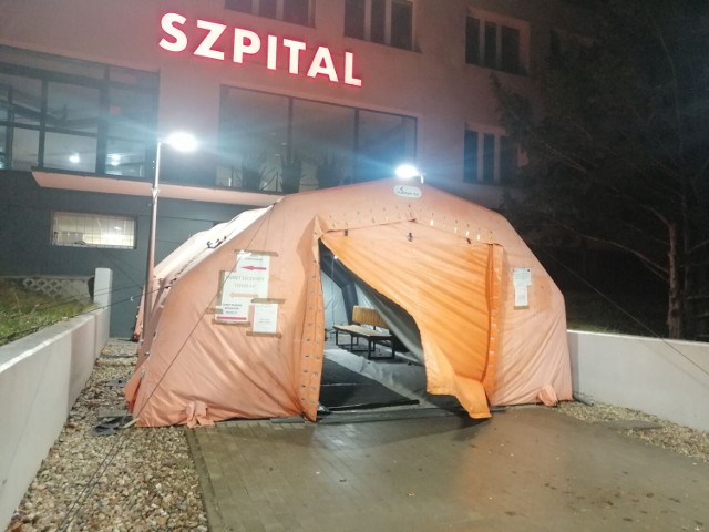 szpital w Kołobrzegu, wejście główne