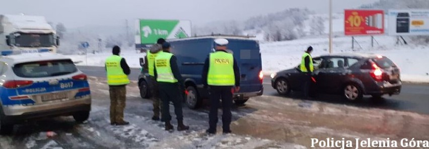 Jelenia Góra: Czterech pijanych kierowców i jeden naćpany. Zatrzymała ich policja. 