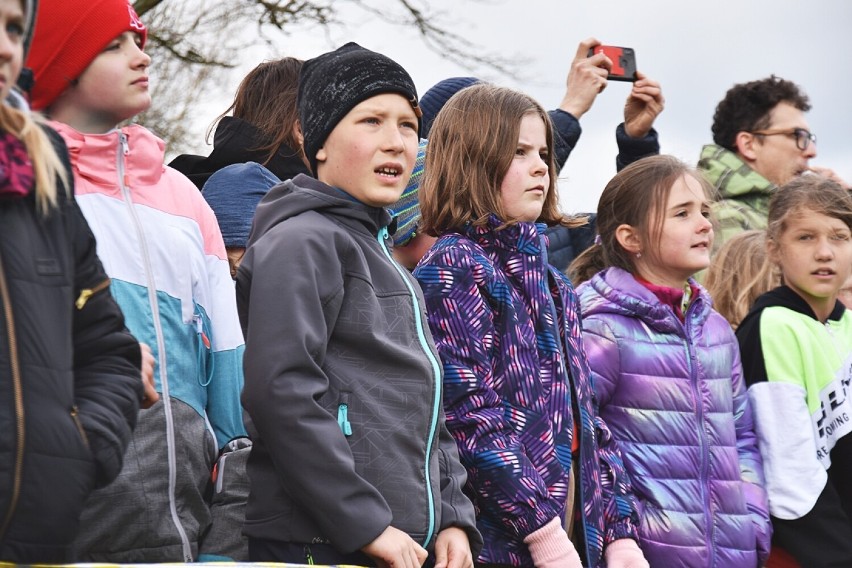 Drużynowe Biegi Przełajowe na podzamczu. Zobaczcie zdjęcia!